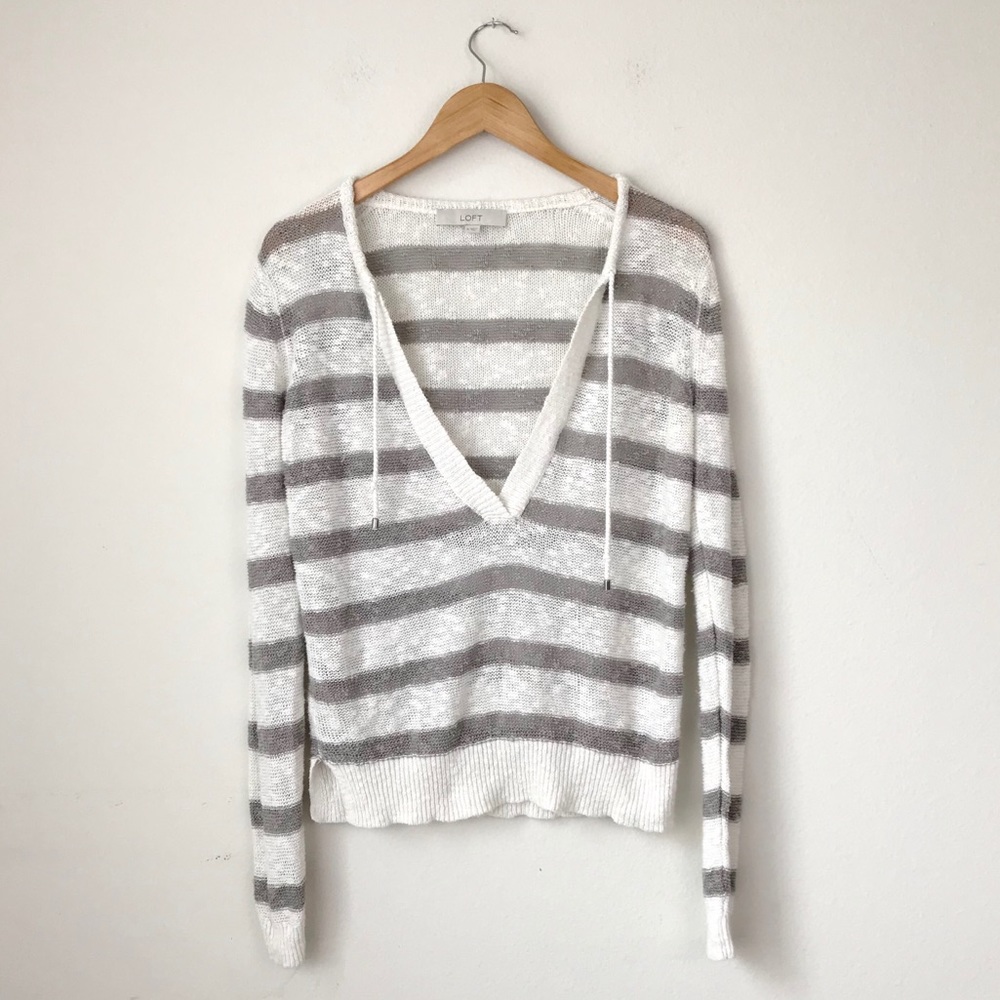 Ann Taylor LOFT White Striped Light V Neck Sweater